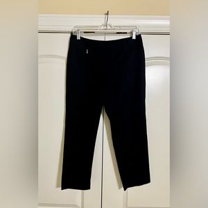 NWOT - White House Black Market Perfect Form Cropped Pants - Black - 4